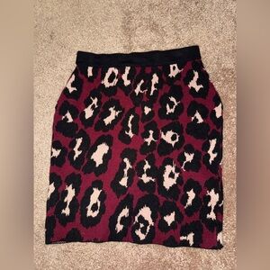 Romeo and Juliet couture NWT Cheetah mini sweater skirt